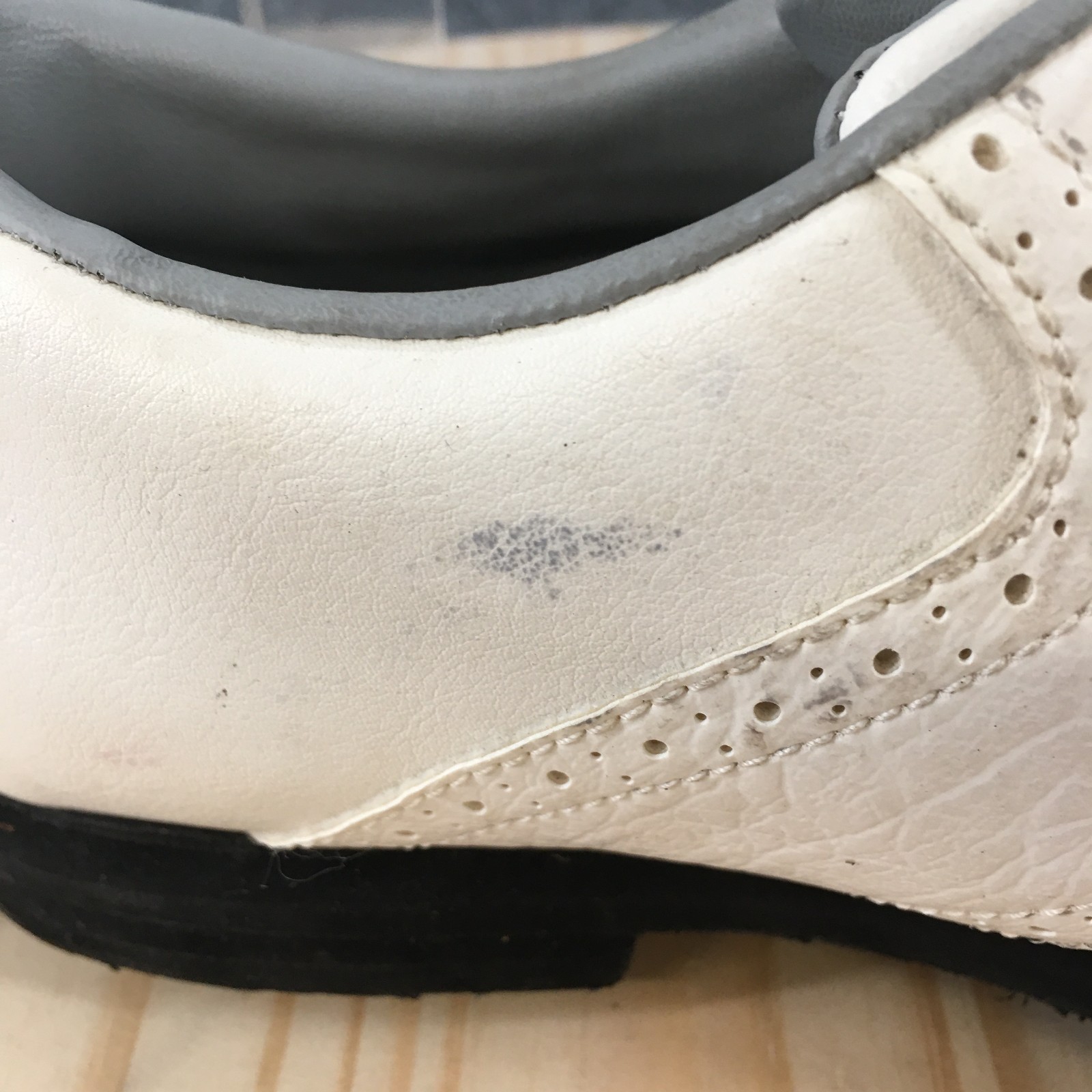 Reebok Golf Shoes Womens 8.5 Classic Lace Up Brogues Oxford Cleats White Leather