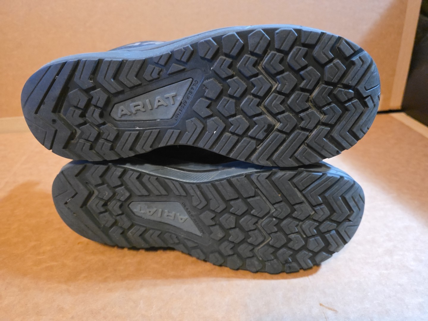 Ariat Outpace Composite Toe Safety womens Work Shoe Size 7