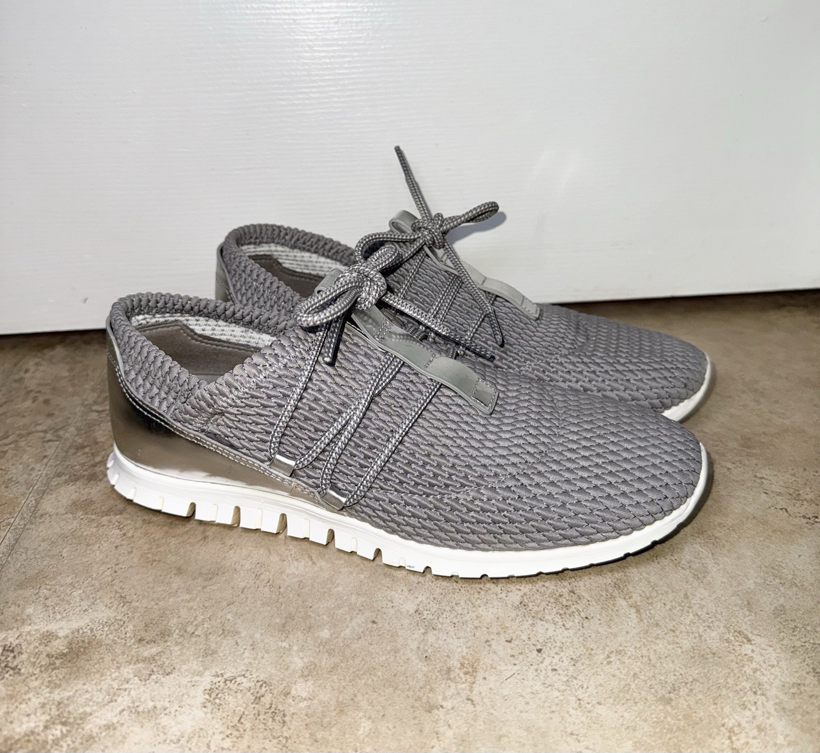 Cole Haan Women’s 6B ZERØGRAND Gray Silver Quilted Casual Sneakers W12917
