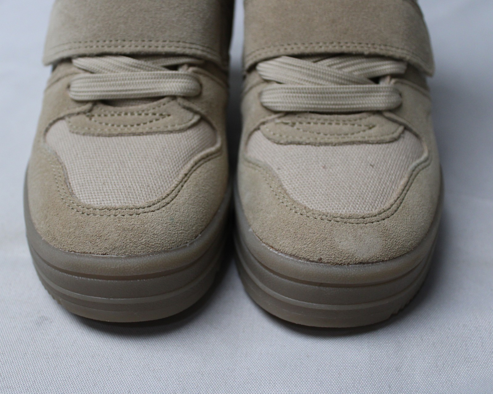 Bershka Women’s High-Top Inner Wedge Sneakers AC2 Beige Size: US:5 EU:35 UK:2