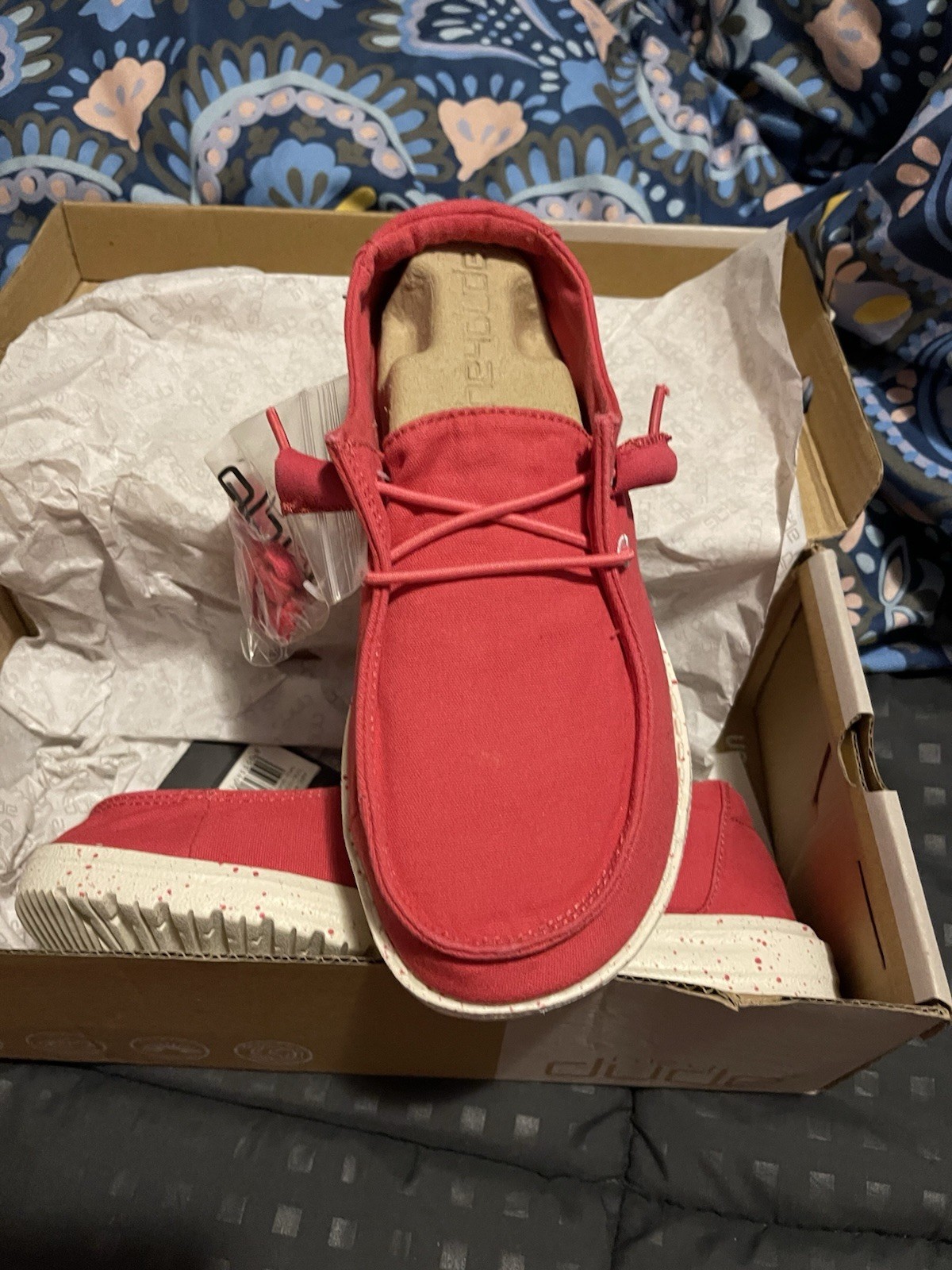 Hey Dude Wendy Coral Slip-On Canvas Lightweight Comfort Shoes Women’s US 5