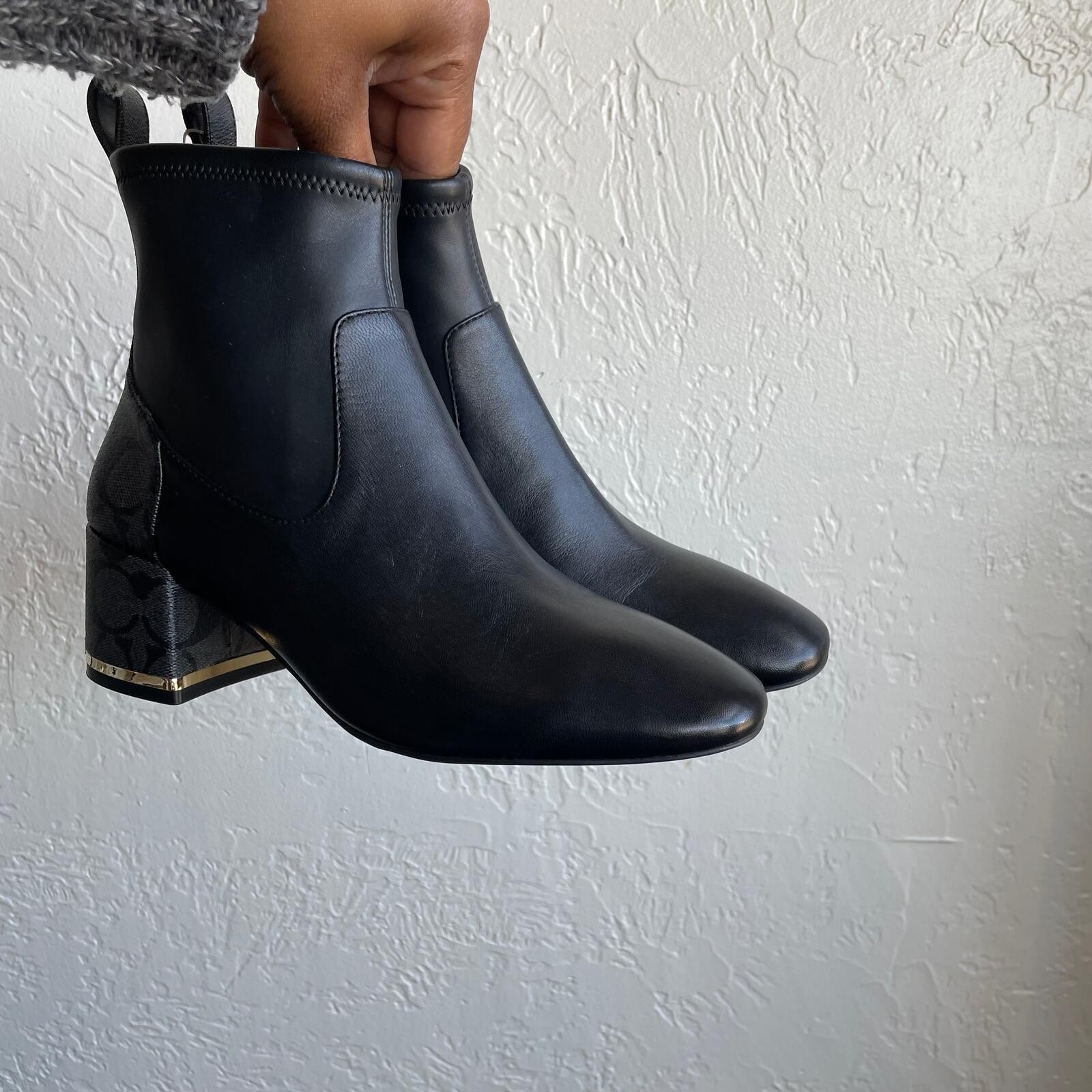 Coach Signature Nala Bootie | Size 7
