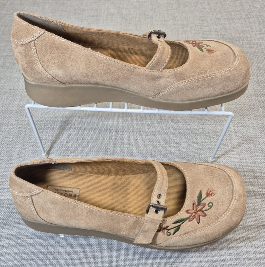 Vtg Floral Embroidered Brown Leather Suede Mary Janes-Arizona Jean Co, Sz 10M