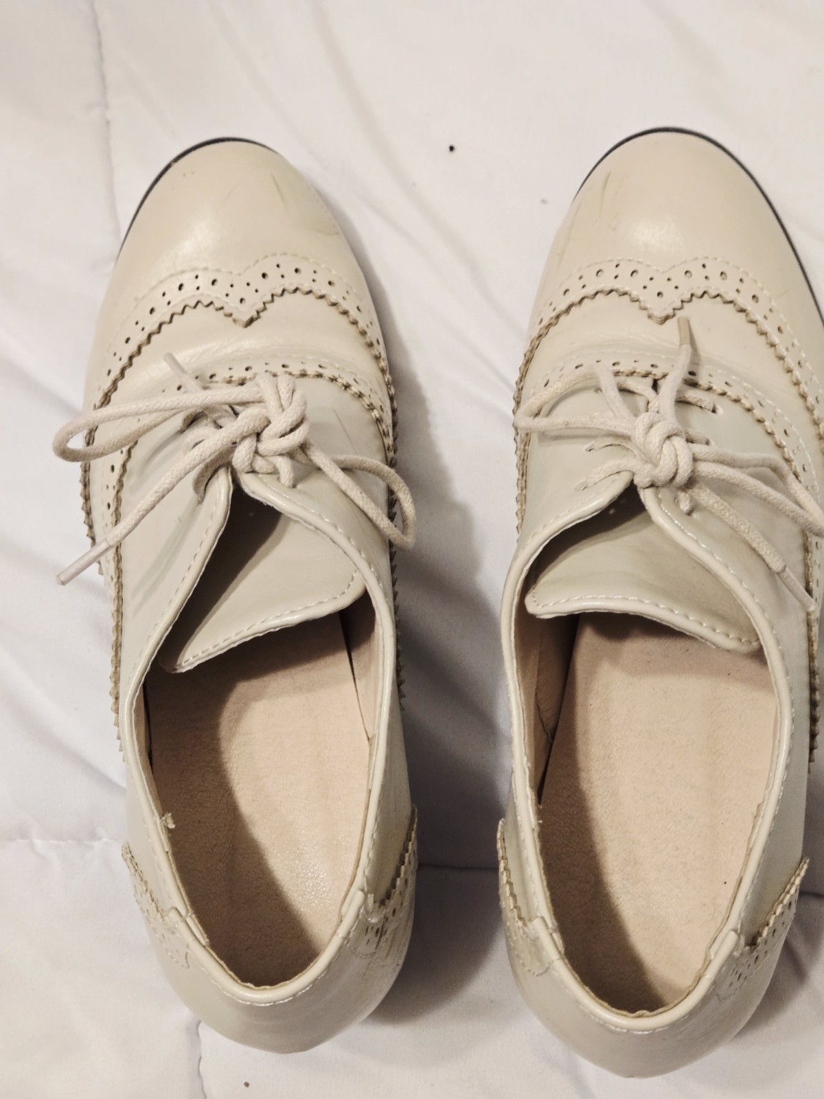 FOWT 8 Perforated Lace-Up Oxfords Almond Toe Chunky Heel Beige Academia Preppy