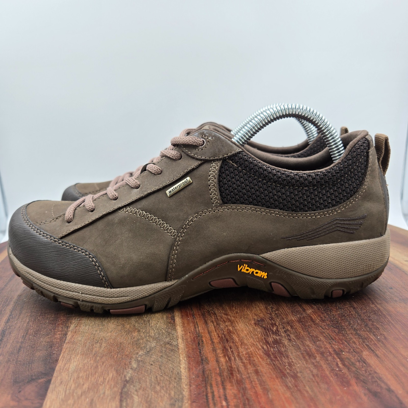Dansko Paisley Shoes Women’s 41 / 10.5 Brown Nubuck Waterproof Vibram Sneakers