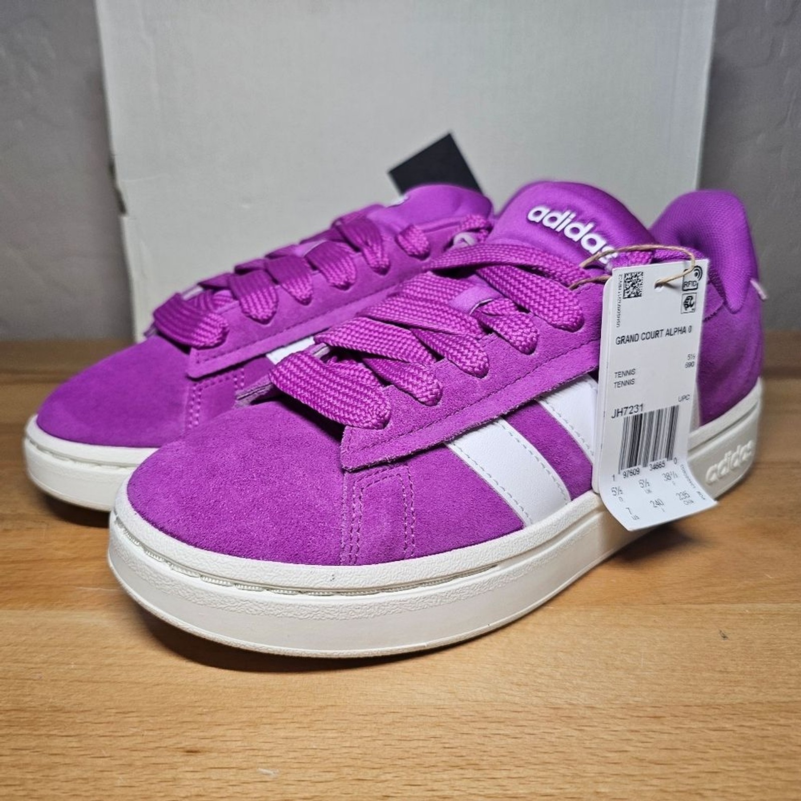 Adidas Women’s Grand Court Shoes Size 7