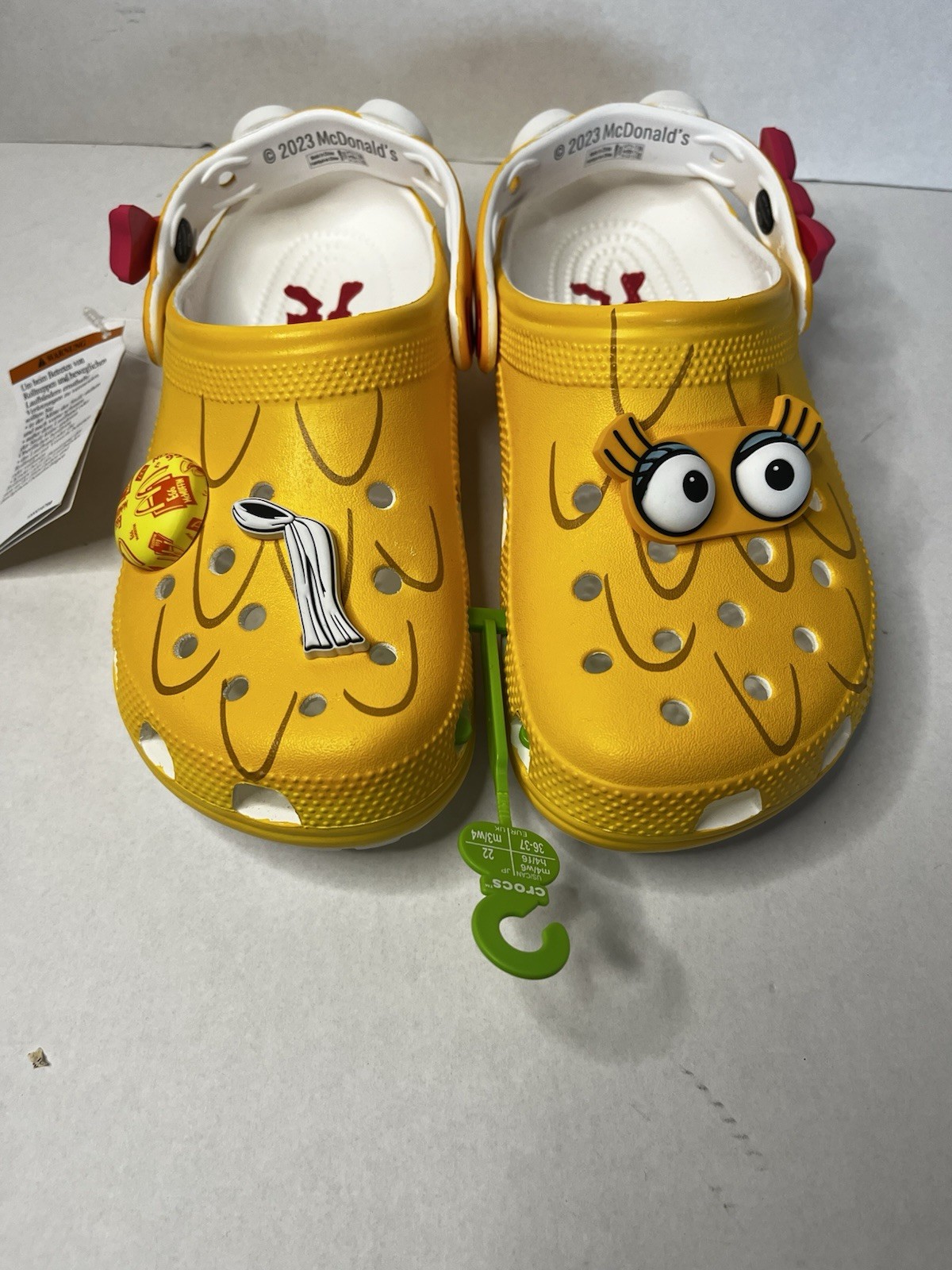 Crocs x McDonald’s W6 M4 Yellow Classic Birdie Big Bird Clog 2023 Edition