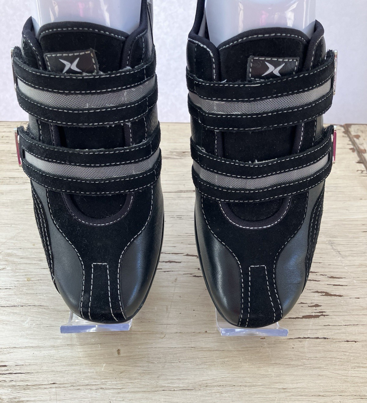 Aetrex Womens Size 7 Black Abbey Double Strap Sneaker 100% Leather Comfortable