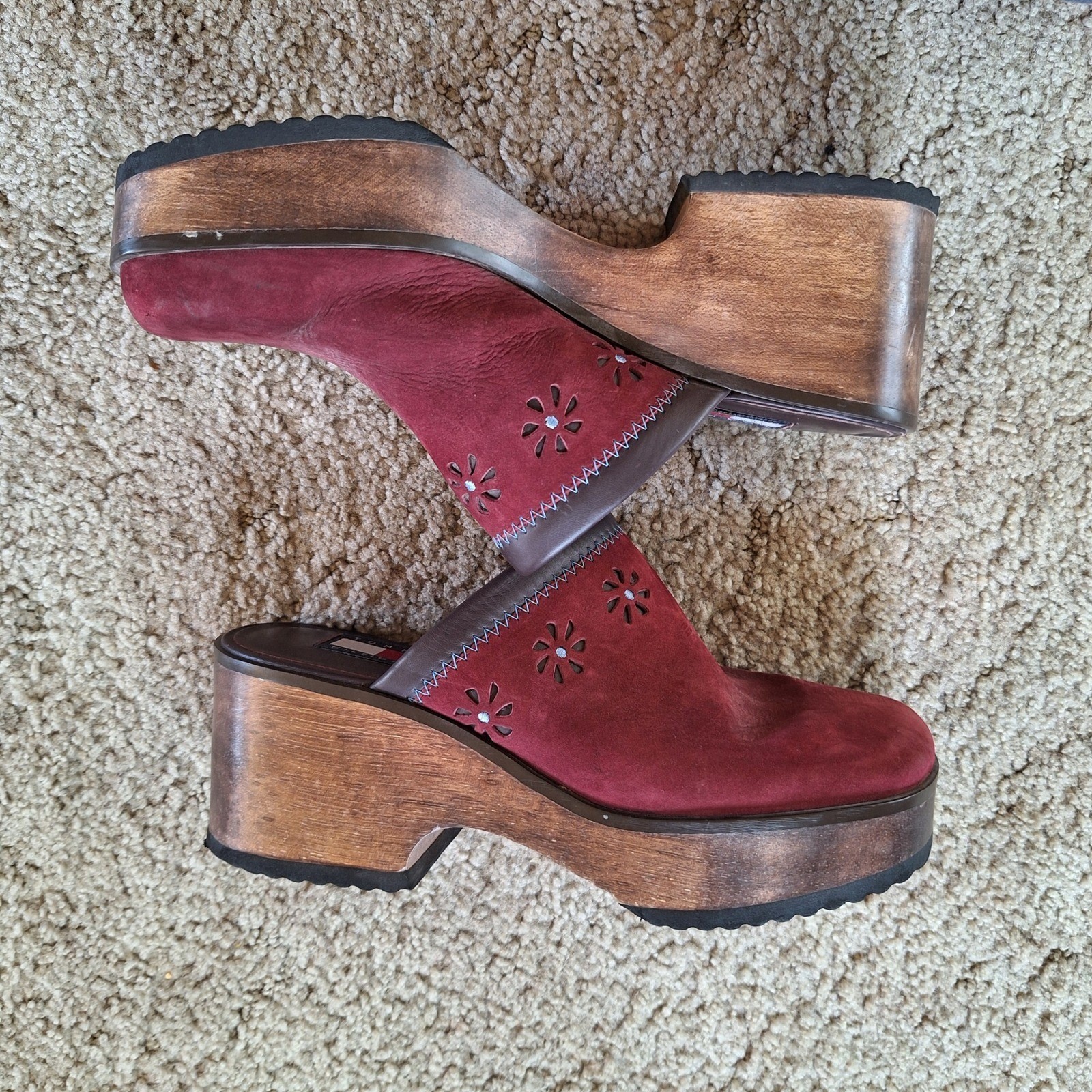 Tommy Hilfiger Vintage Y2K Wooden Suede Flower Cutout Mules Clogs READ No Size