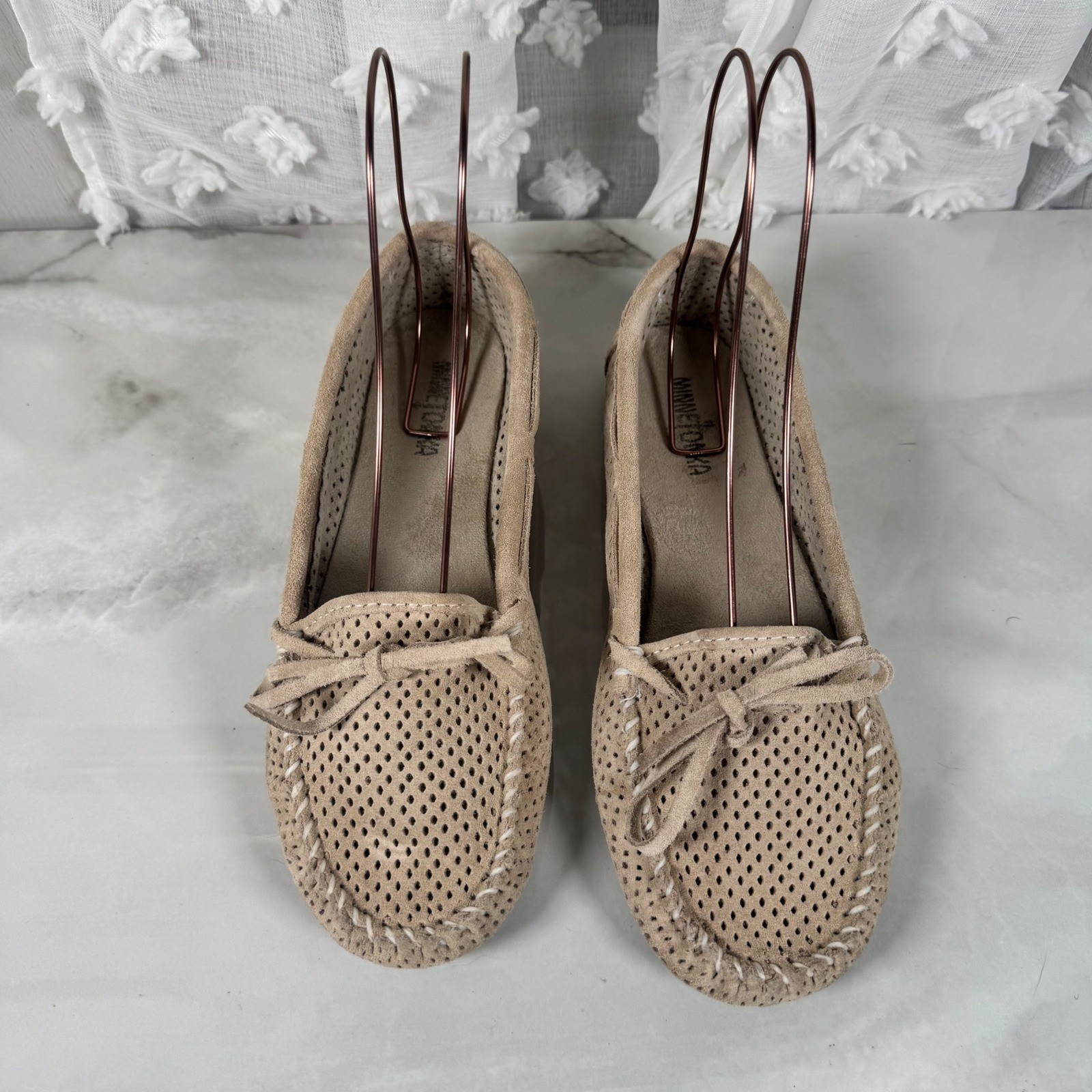 Minnetonka Tan Suede Perforated Moccasins Comfort Neutral Casual Size 11