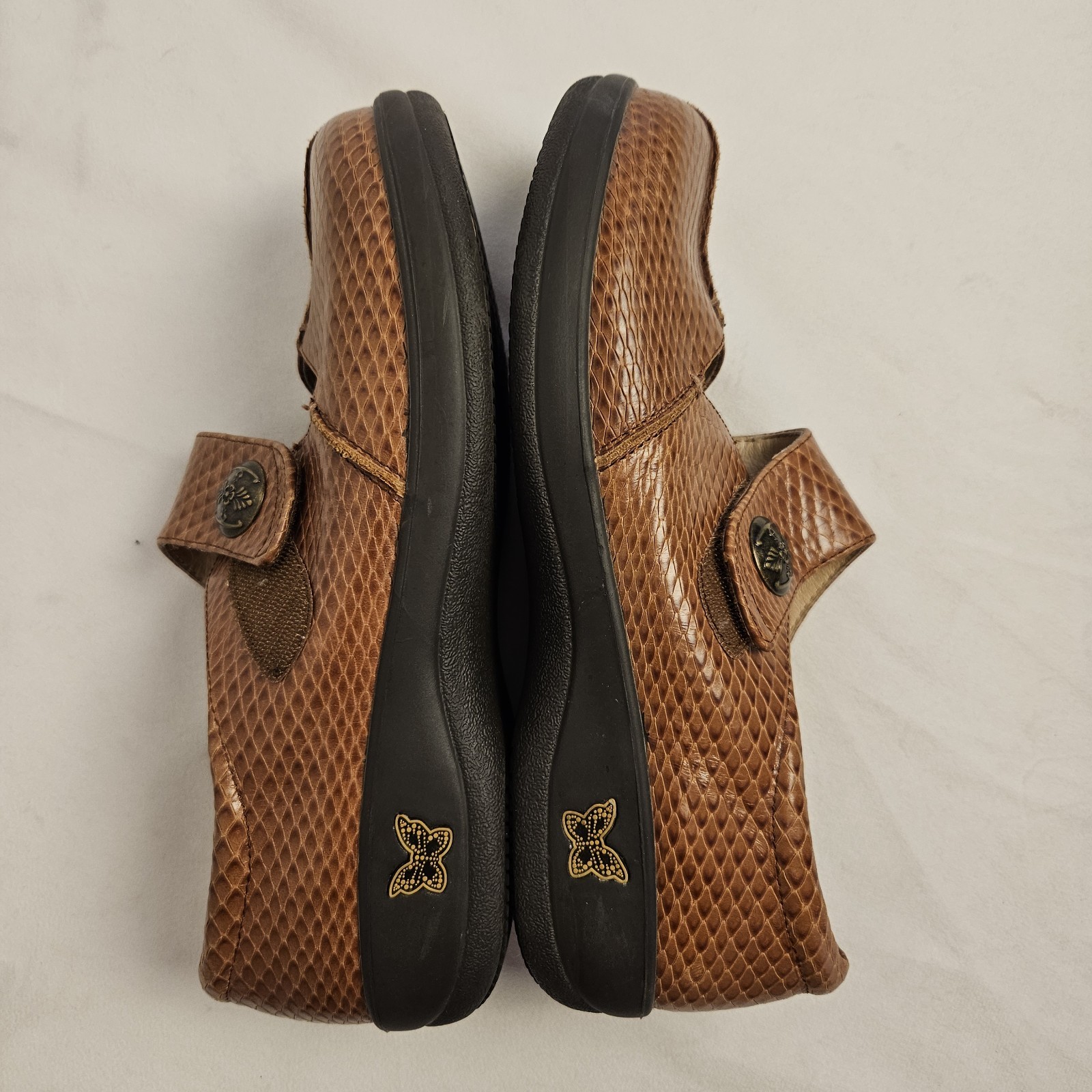 Alegria Brown Snake Embossed Leather Mary Jane Clogs Comfort KAI-712 Size 41