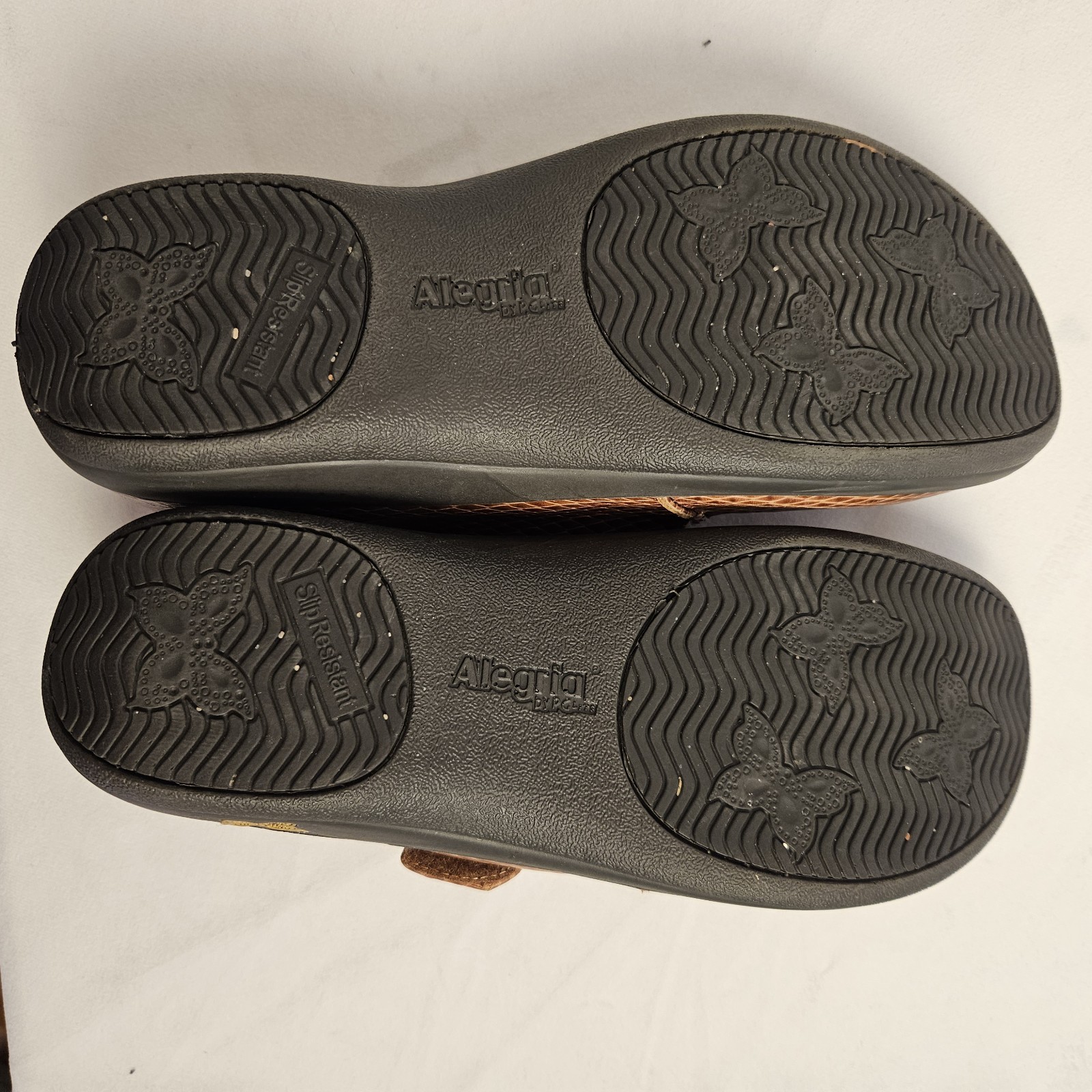 Alegria Brown Snake Embossed Leather Mary Jane Clogs Comfort KAI-712 Size 41