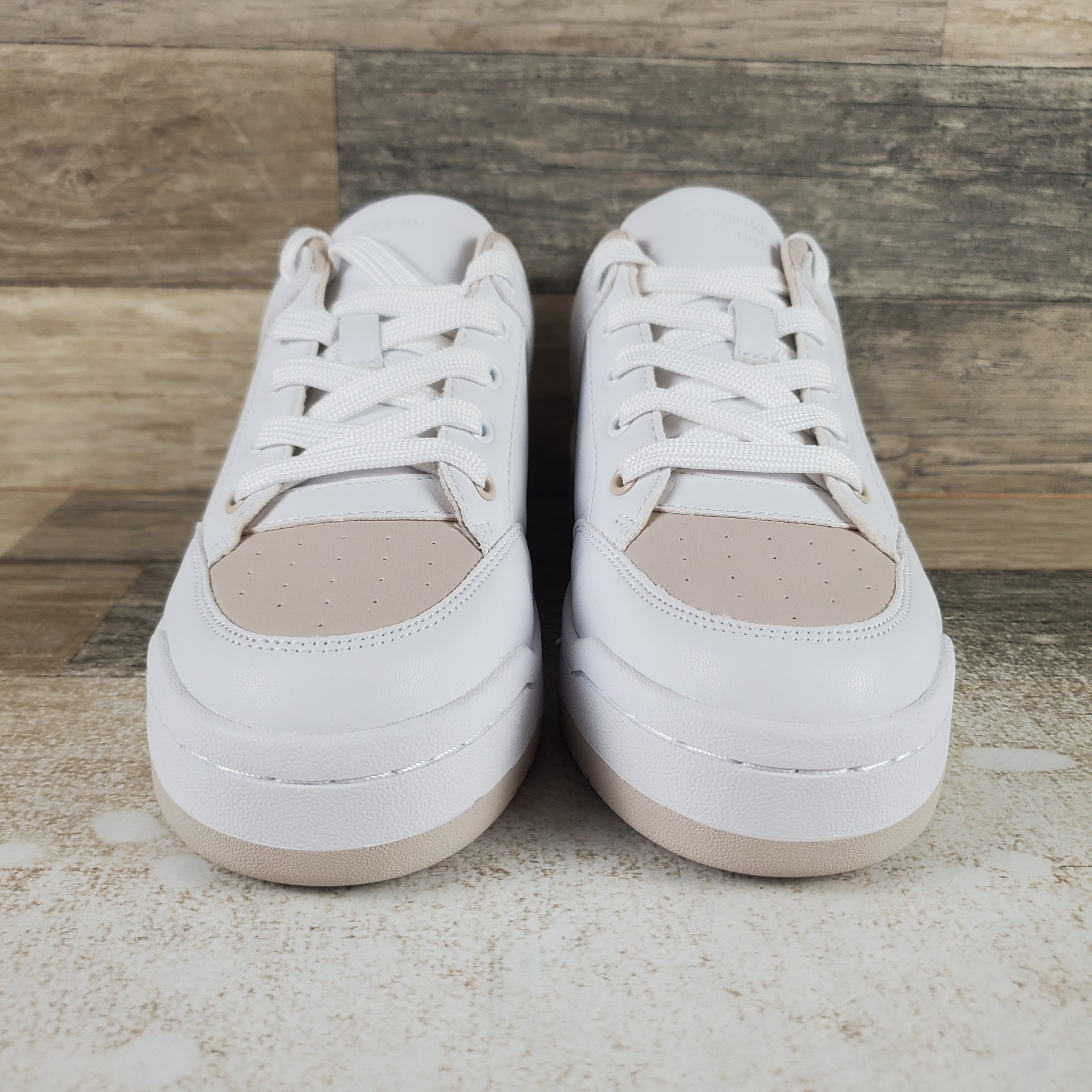 Calvin Klein Aubrie Womens Shoes Sz 8 M White Beige Leather Lace Up Sneakers