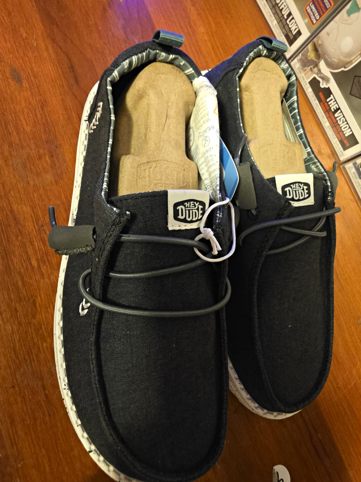 Hey Dude Shoes Women’s 5 Wendy Black Chambray New W/O Box