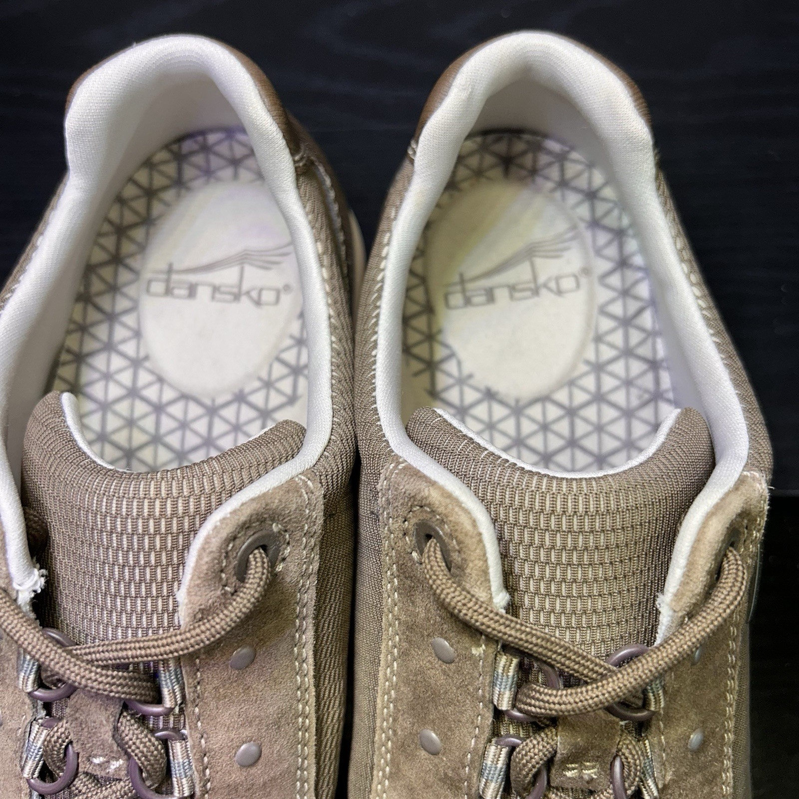 Dansko Peggy Mushroom Waterproof Hiking Walking Vibram Sole Women US 8.5-9/EU 39