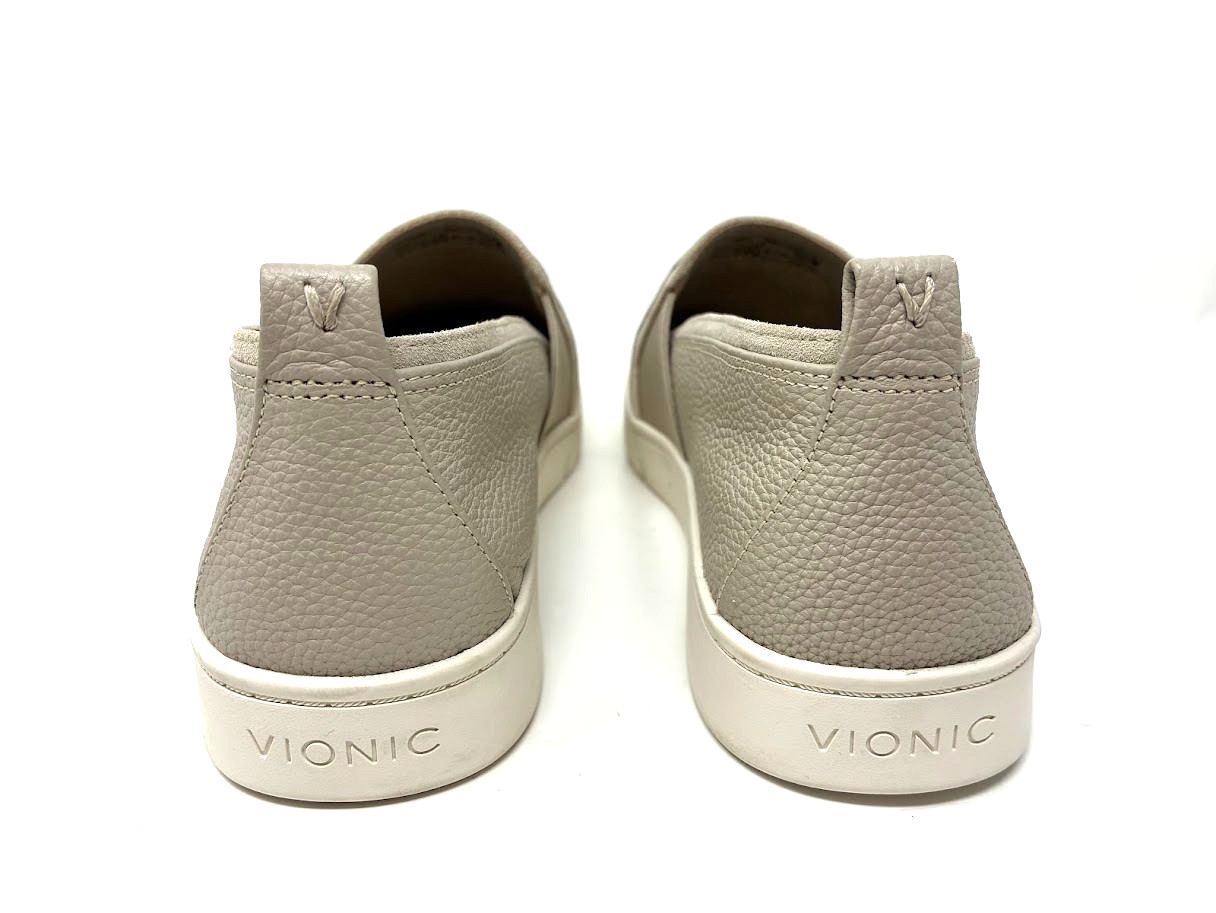 Vionic Cambria Beige Leather Slip-On Shoe Womens Sz 9.5 Wide Comfort Sneakers