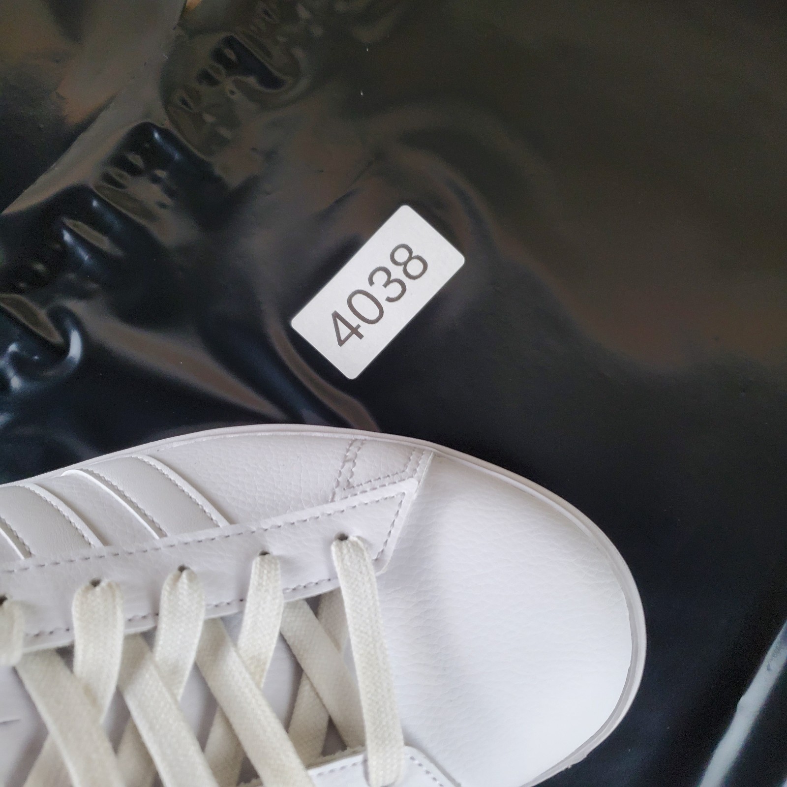 Adidas Grand Court 2.0 Womens Shoes Sz 9 White Tennis Comfort Lace Up Sneakers
