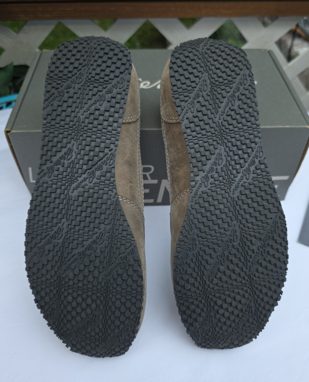 EDDIE BAUER CHRISTINE BALLET FLATS SHOES sz 7 NEW in box