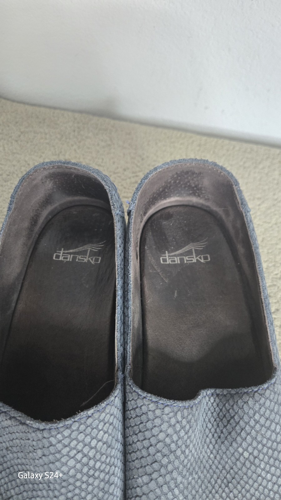 Dansko Womens Size 41 Blue Snake Embossed Suede Comfort Shoes Clog Heels
