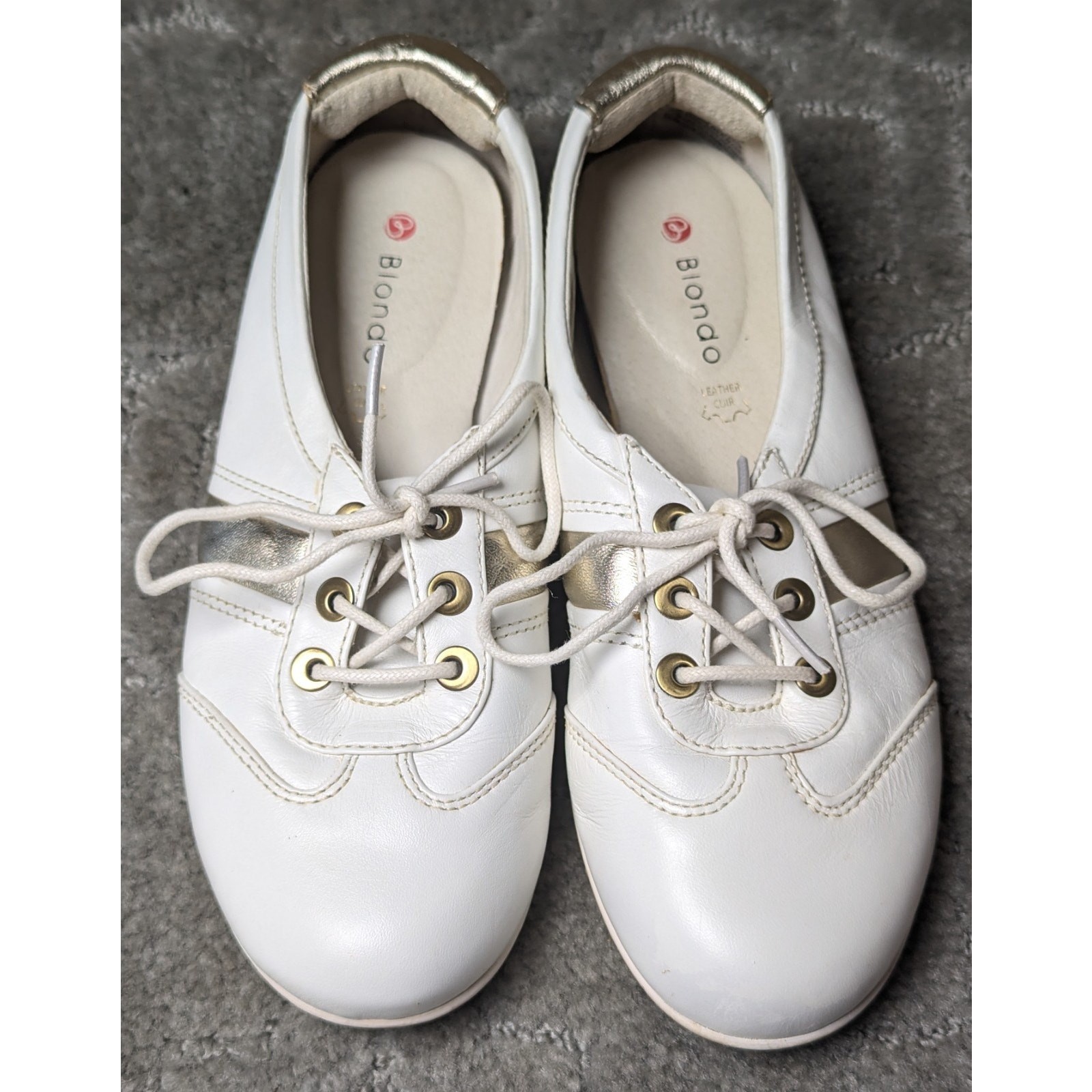 Blondo Mao Oxford Golf Sneakers WOMENS 6M Walking Shoe White Gold Leather Comfy