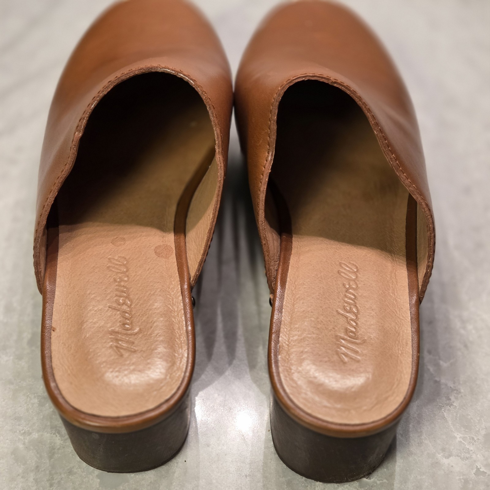 MADEWELL Leather Clogs Womens Sz 7 Oiled English Saddle Brown Cushioned 70s Boho