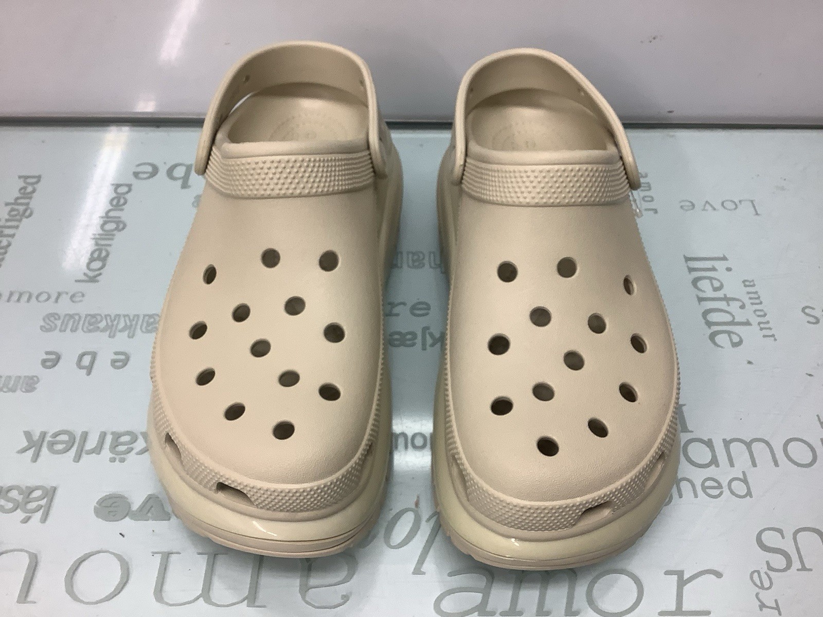 Crocs Classic Crush Clog Platform Sand Color, Size Women’s Size 10/M8.
