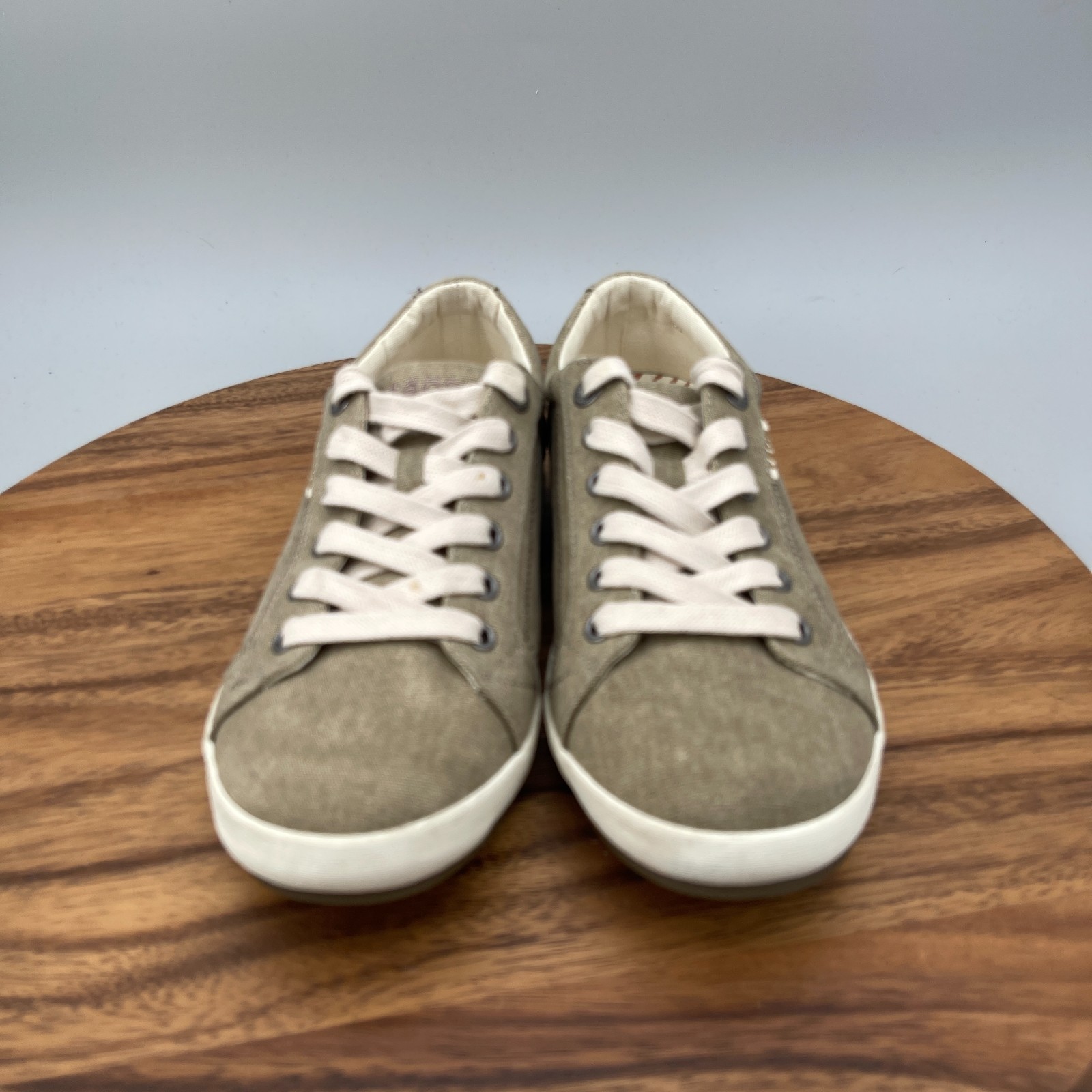 Taos Star Shoes Womens Size 9.5 Brown Wash Canvas Casual Comfort Walking Sneaker