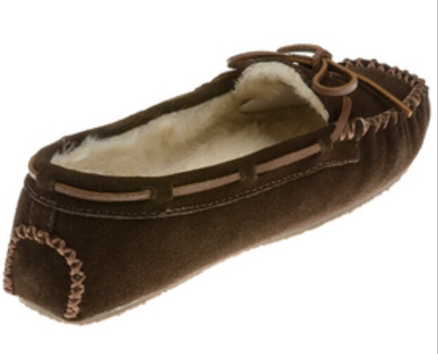 Minnetonka Moccasin Loafers Ws 6 Brown Suede Pile Lined Rawhide Boat Lacing 4012