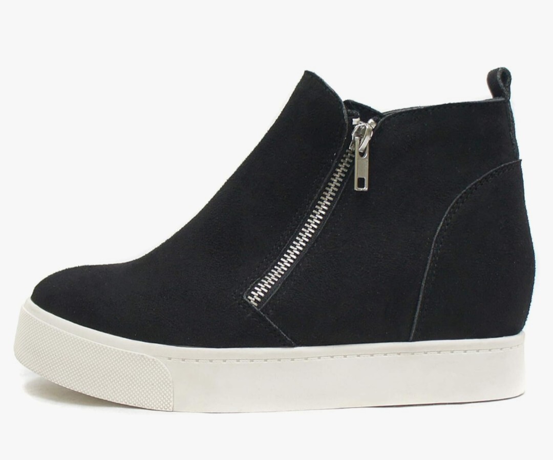 Soda Womens Taylor Nubuck Hight Top Slip On Fashion Sneakers Sz 8.5 Euc