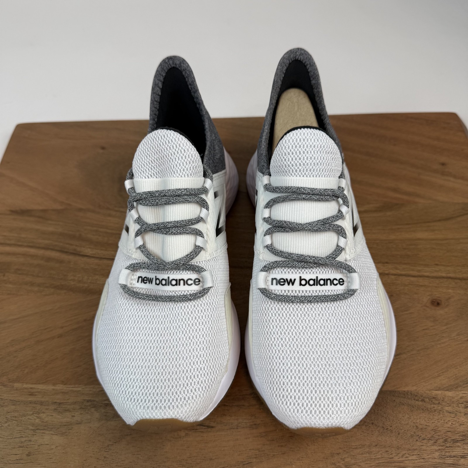 New Womens New Balance Fresh Foam Roav Tee Shirt White Casual Sneakers Sz 6 NIB