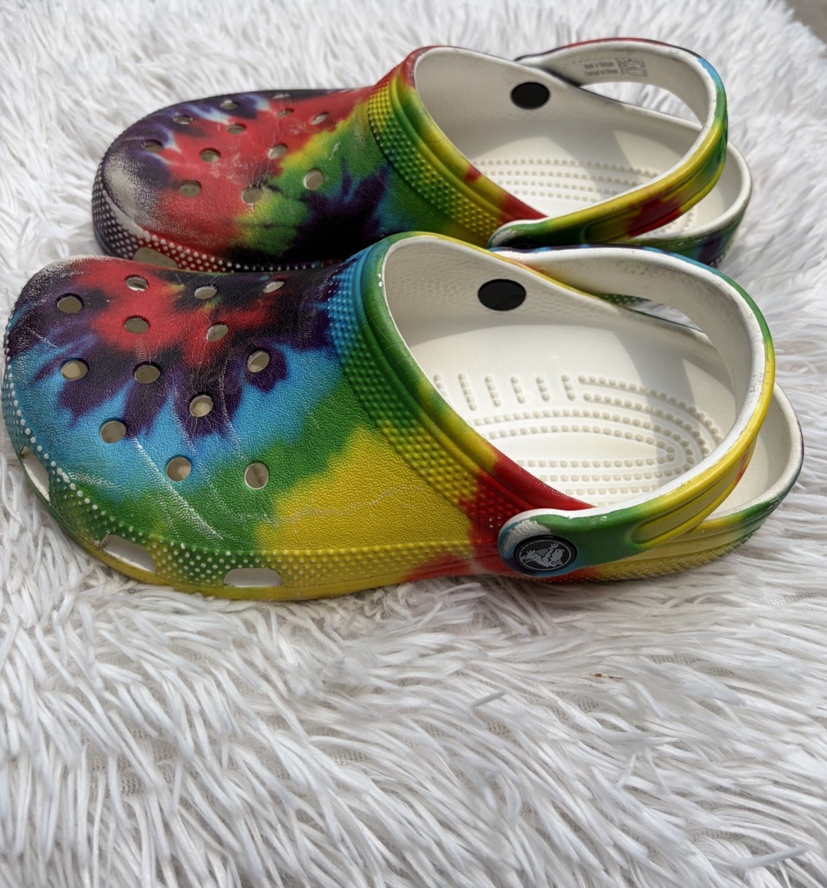 Crocs Classic Tie Dye Clogs Women’s Size 6 Slip On Closed Toe Sandals