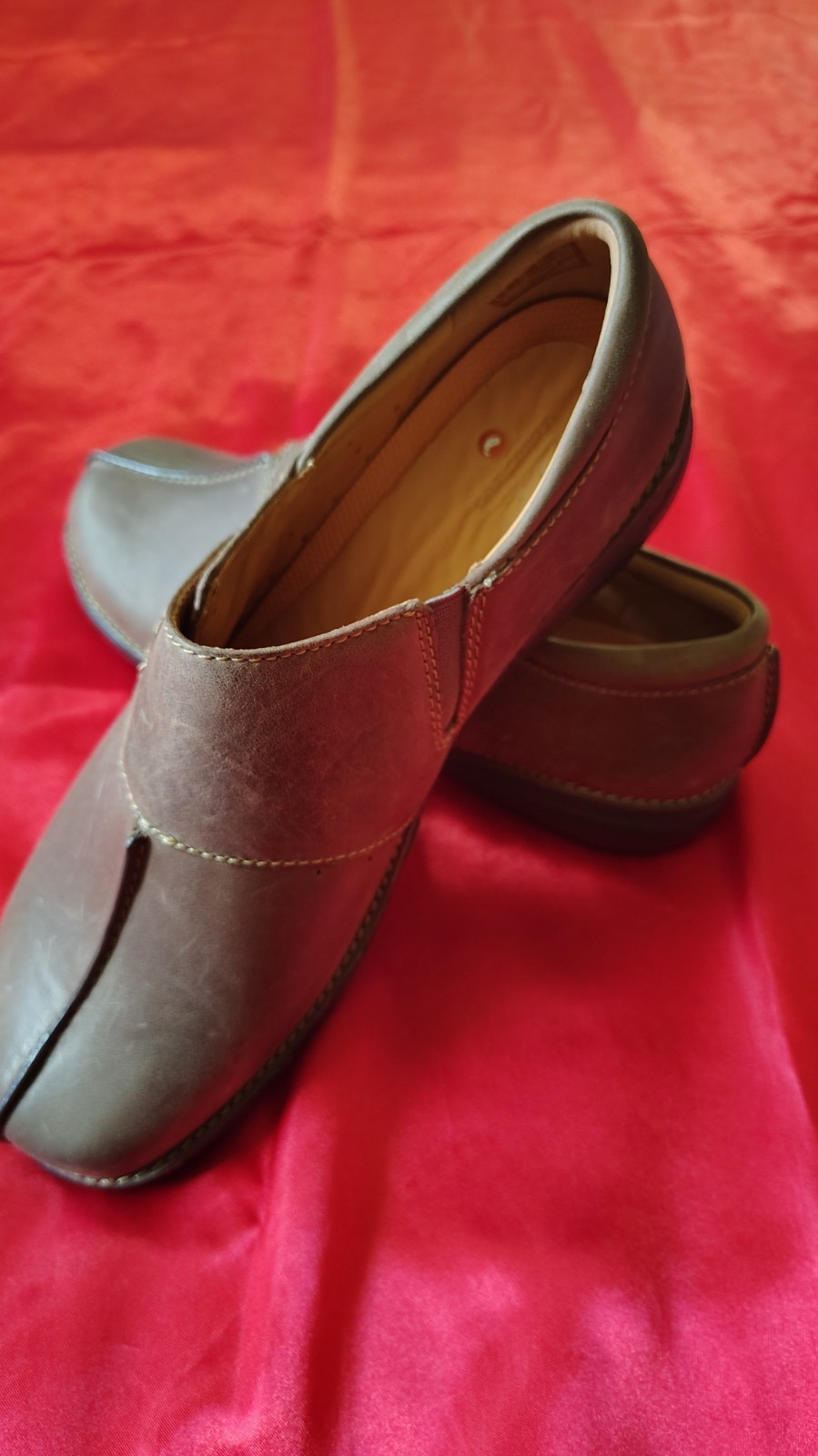 Clarks Un Loop Ave Women’s Loafer Taupe Leather Shoes, US 9.5-10.5, UK, AU 7-8