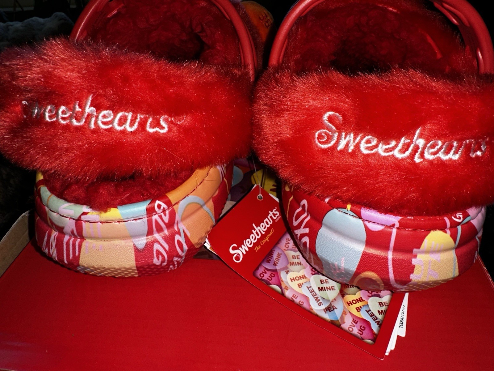 CROCS X SWEETHEARTS Collaboration Classic Fur Sure Clog M5 / W7 LIMITED EDITION