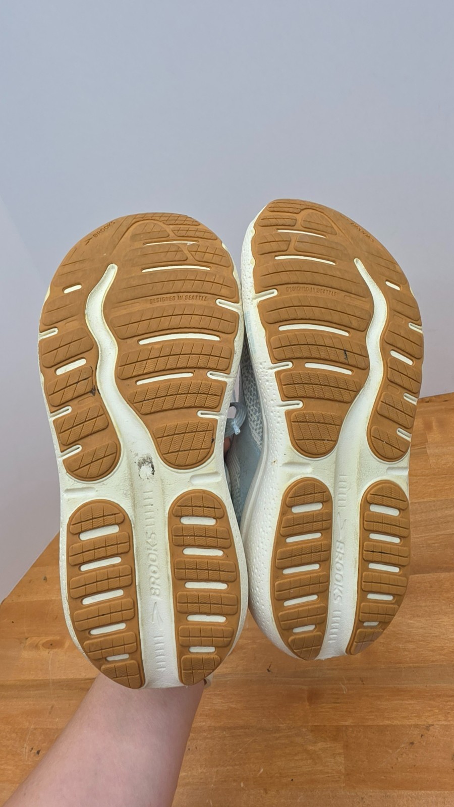 Brooks Shoes White Mesh Ghost Max Running Athletic Sneakers Sz 8