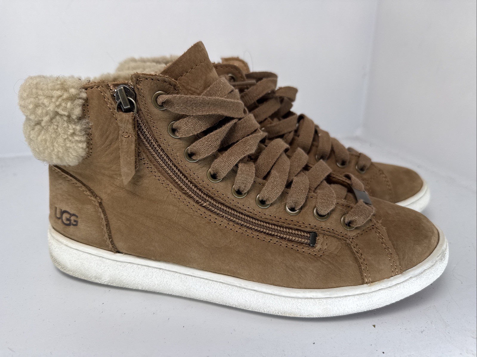 UGG Womens Olive 1019716 Chestnut Leather High Top Lace Up Sneaker Shoes Sz 8.5