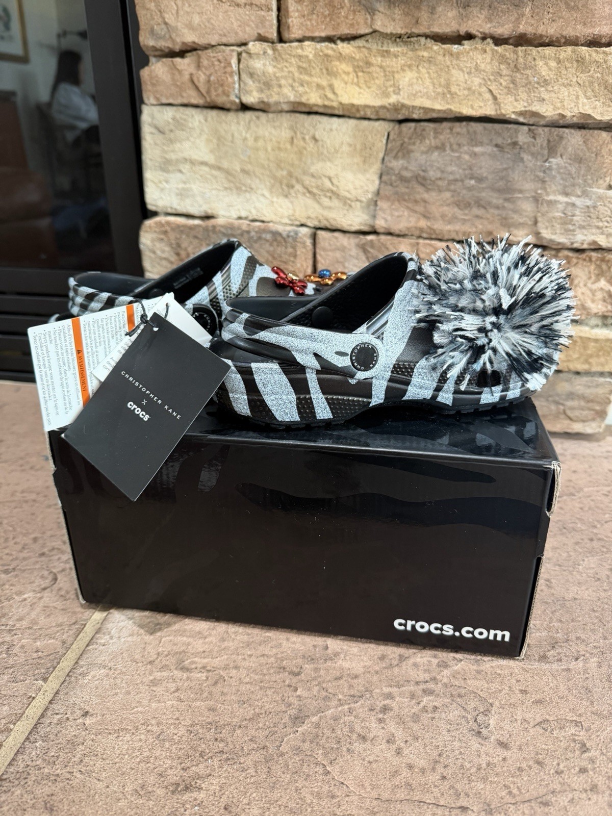 Christopher Kane CROCS 2017 Limited Edition White/Black Zebra Print Clogs M4/W6