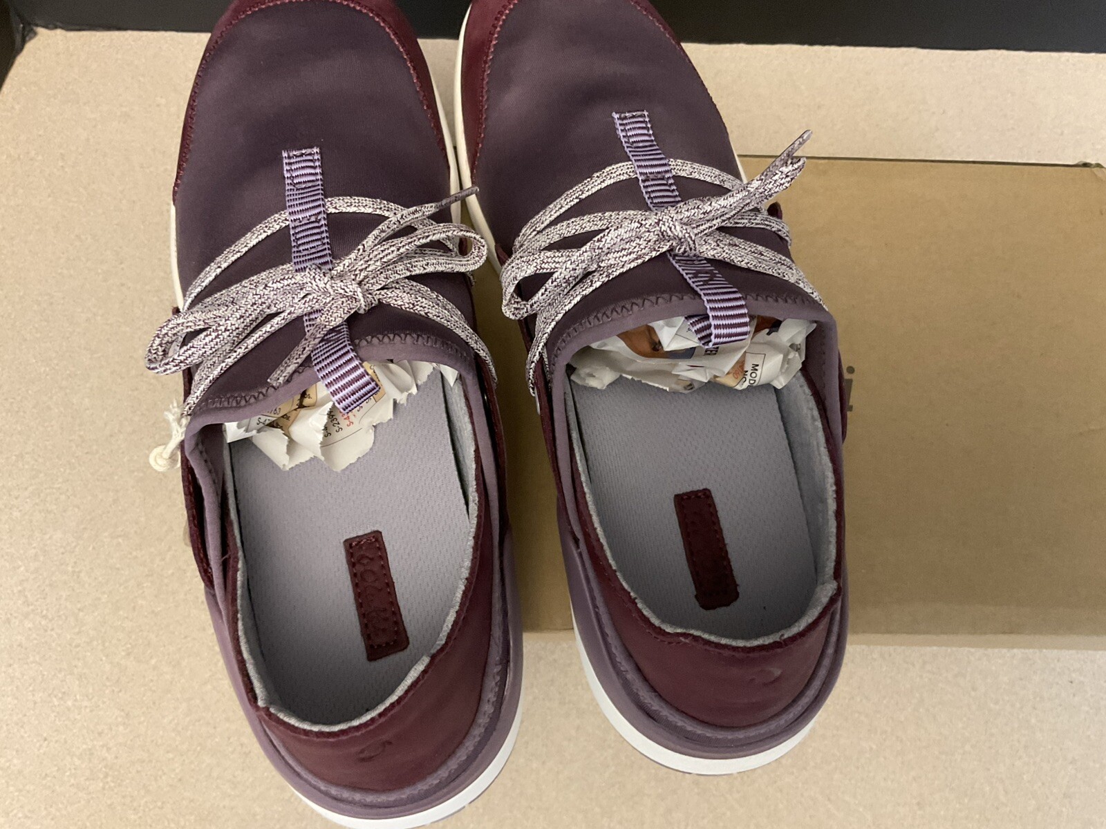 New! Womens OluKai Miki Li’ Mauve/Plum Quick-Drying Outdoor Shoes. Size 9.5.