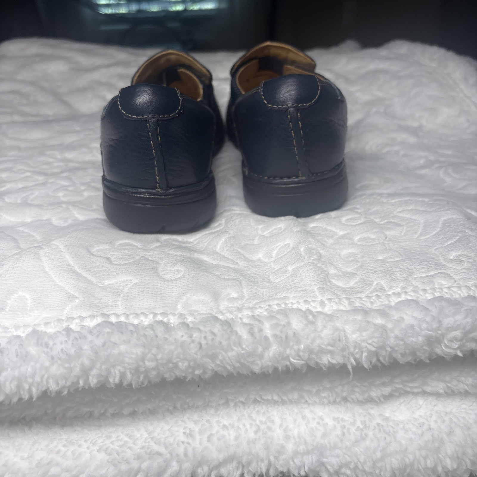 Clarks Un Loop Leather Shoes