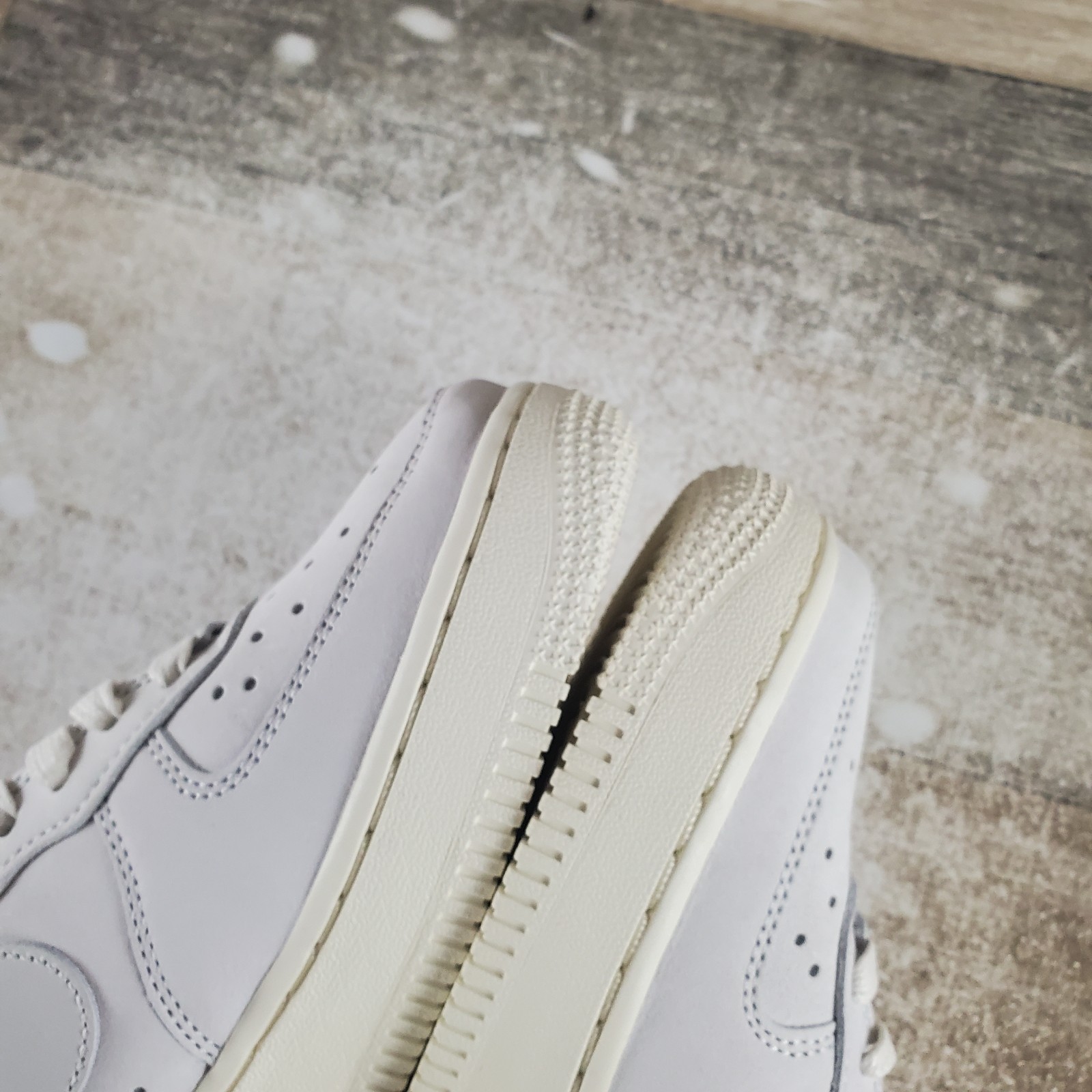 Nike Air Force 1 Womens Shoes Sz 5 Running Summit White Leather Lace Up Sneakers