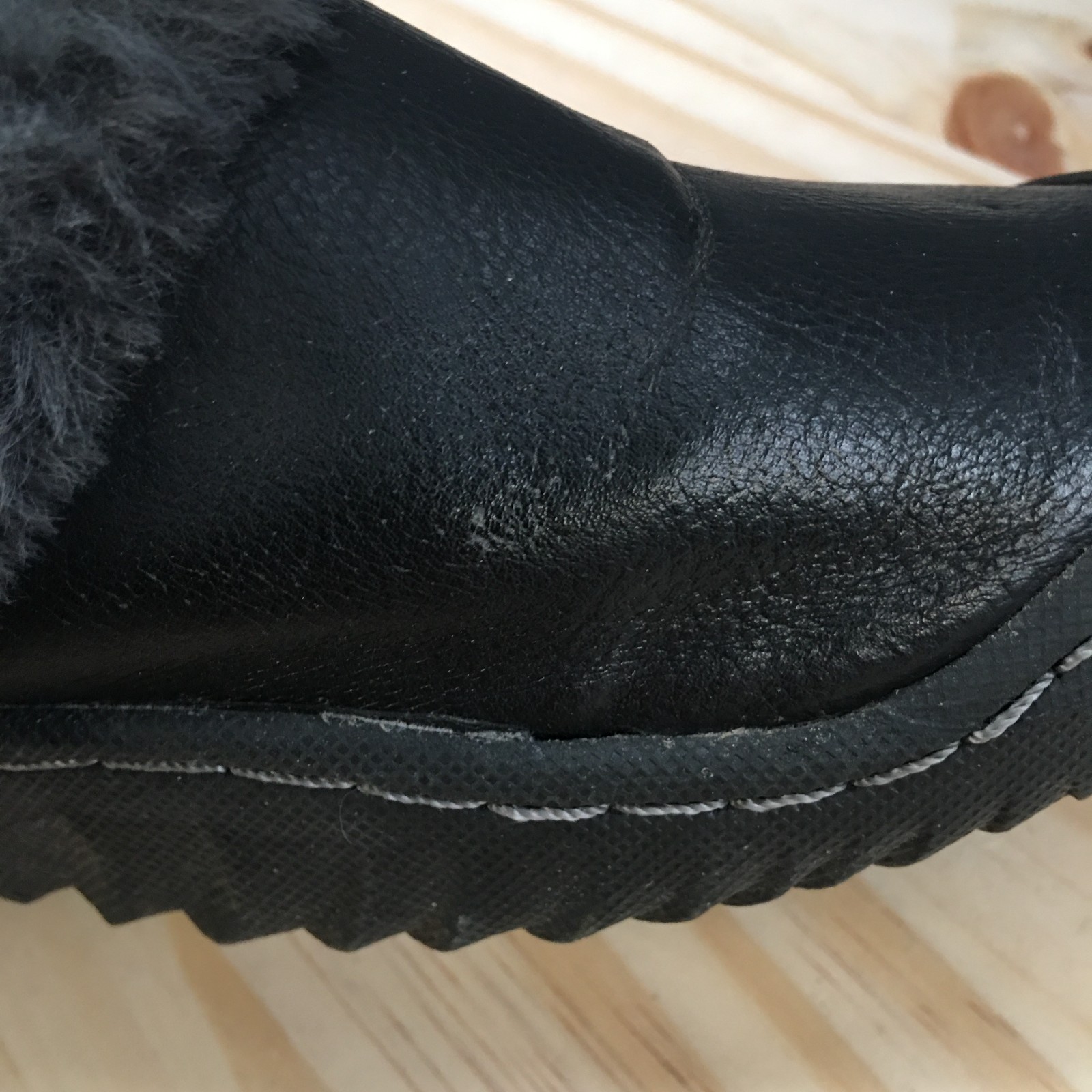 Jsport by Jambu Shoes Womens 6 M Holiday Clogs Black Leather Closed Toe Comfort