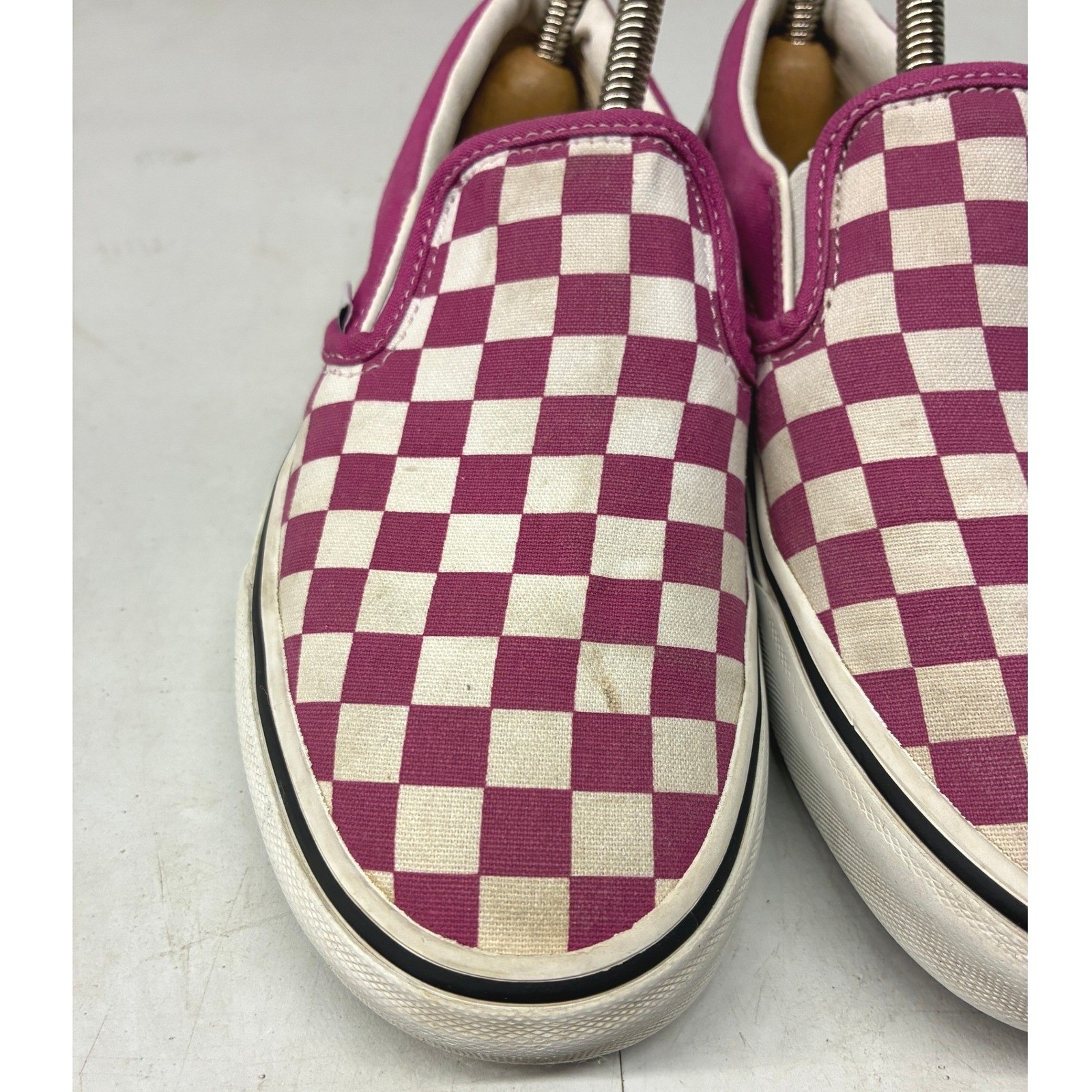 Vans Slip On Shoes Checkerboard Womens 7.5 Pink Magenta White Canvas Skateboard