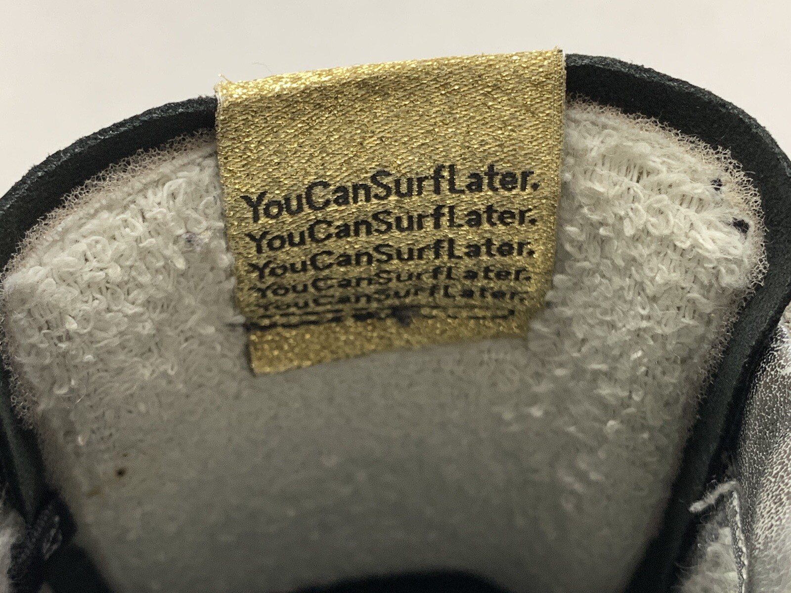 P448 Queens You Can Surf Later Metallic Low Top EU37 Sneakers P81