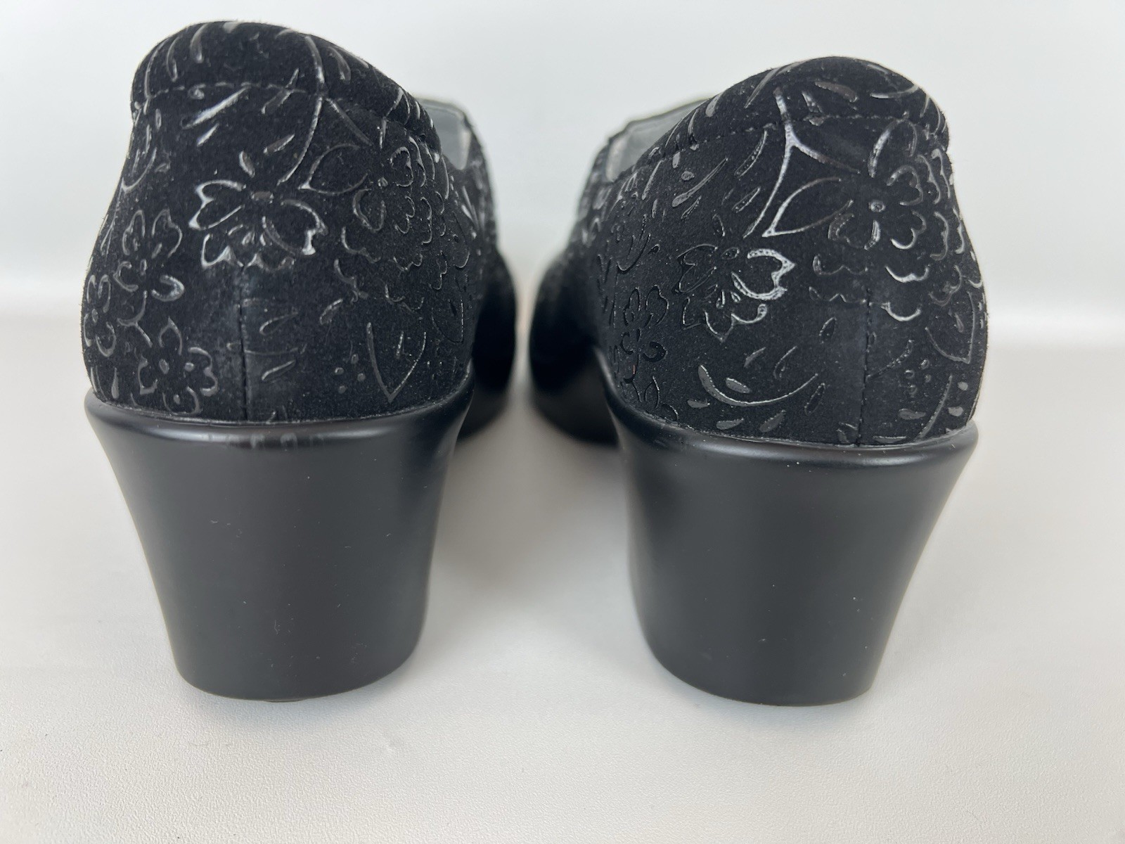 Alegria Mary Jane Clogs 38 Black Floral Embossed Leather Shoes US 8-8.5