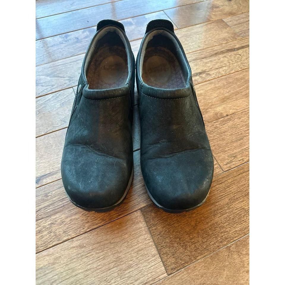 Dansko Patti Shoes Black Milled Nubuck Leather Vibram Slip On Clogs Sz 40 Sz 9.5