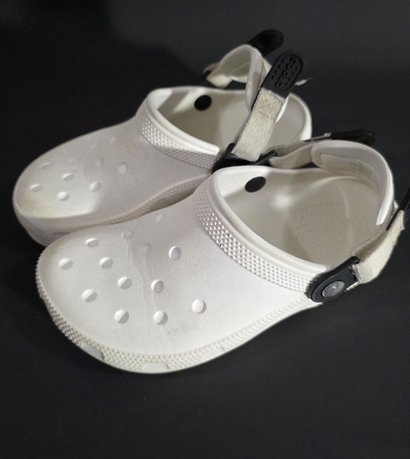 Crocs Classic Nursing Work Resistant Clogs White Sz M 4 W6