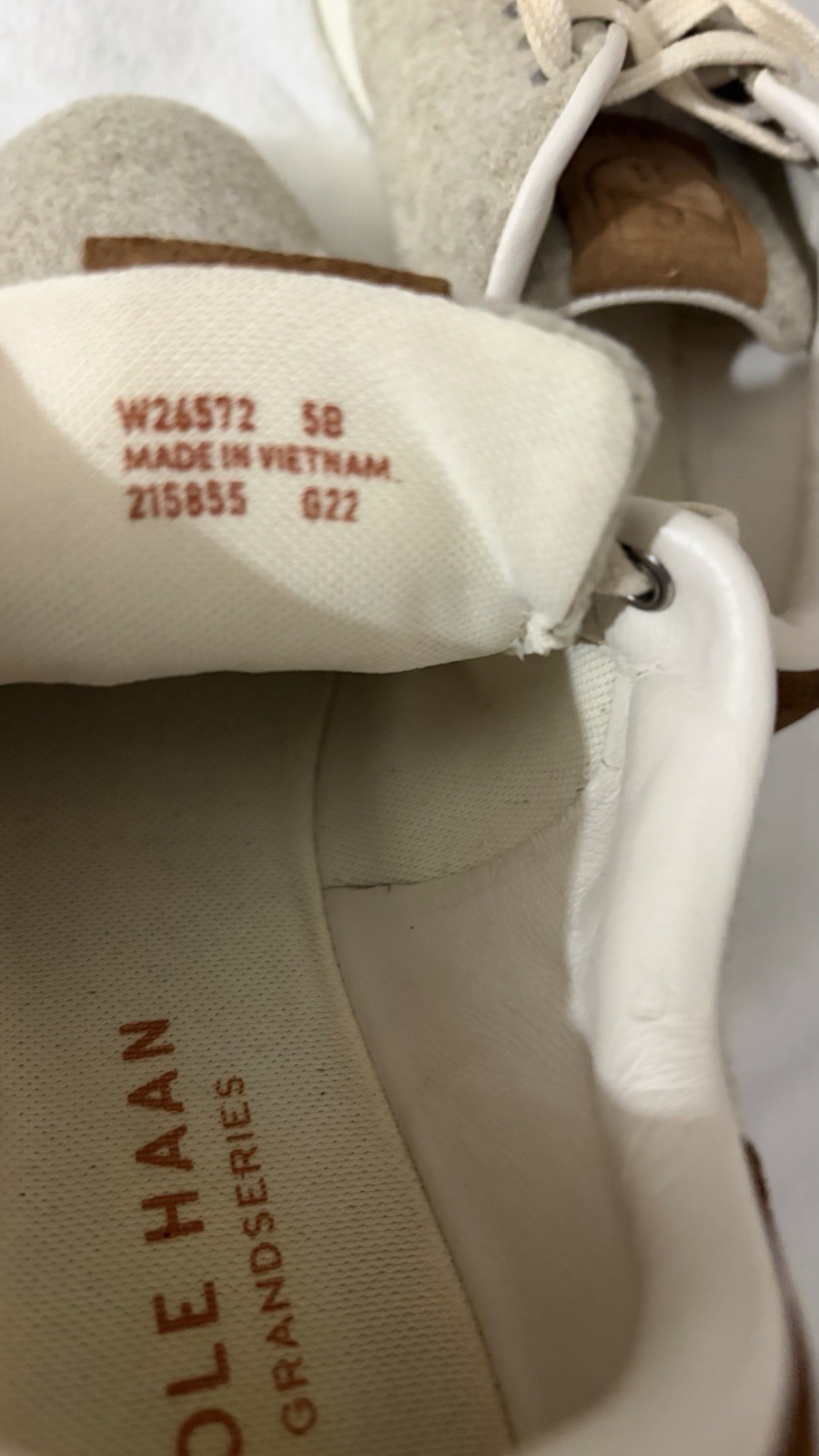 Cole Haan GrandSeries women’s Low Top Gray White Brown Lace-Up Sneaker W24572