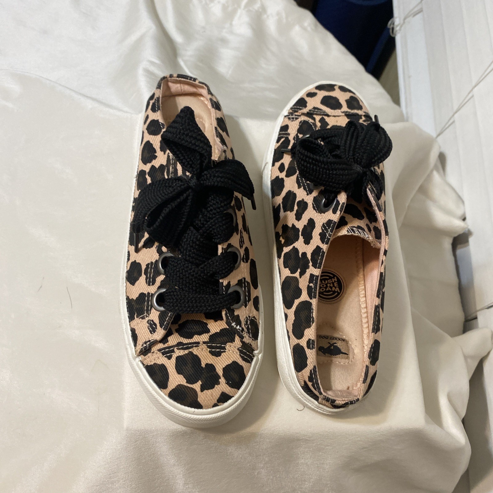 Rocket Dog Mule Sneakers Slip-Ons Athena Safari Pink Leopard Spots sz. 8
