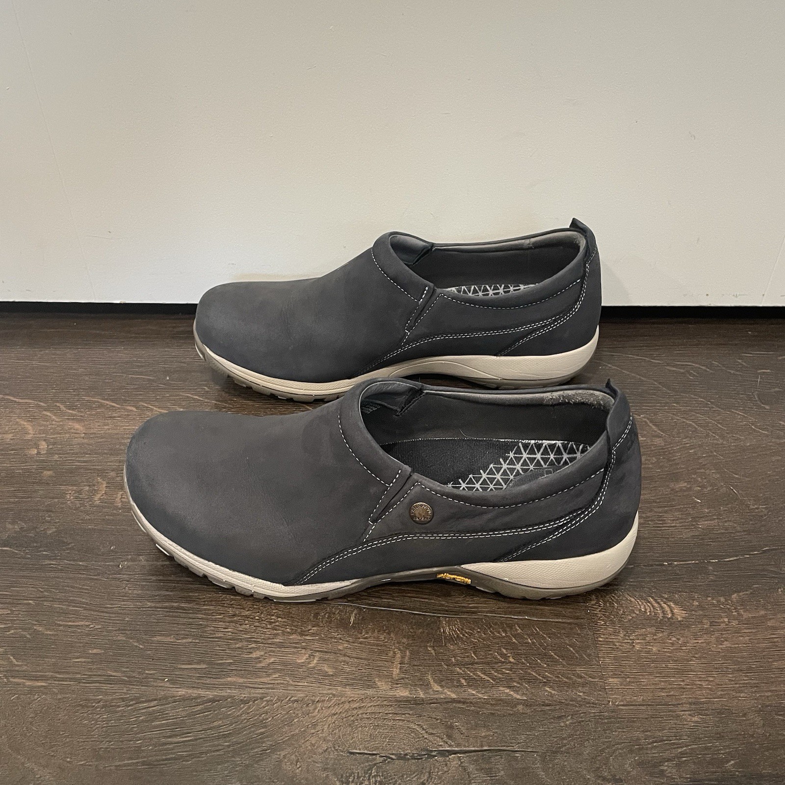 Dansko Patti Women’s Casual Shoes, Navy Milled Nubuck, Size 42 Slip On Vibram