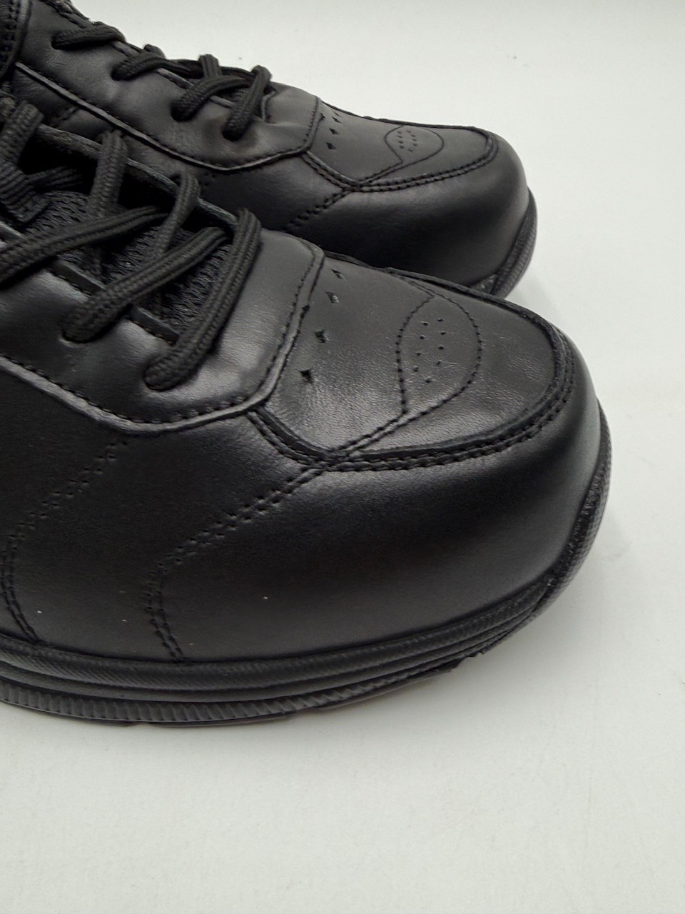 OrthoFeet WHITNEY Women’s NEW Orthopedic Walking Sneaker Black Multiple Sizes