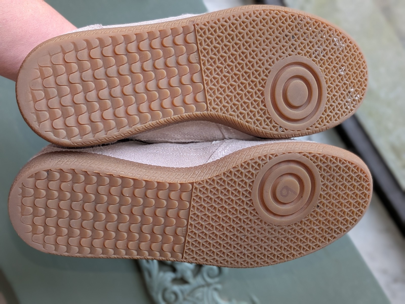 PO Alohas TB.490 Rife Crochet Cream Neutral Sneakers Womens Size 8 / 8.5 Euro 39